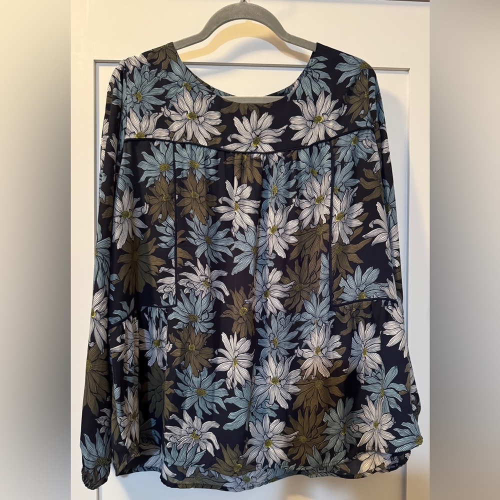 LOFT Long Sleeve Lightweight Blouse